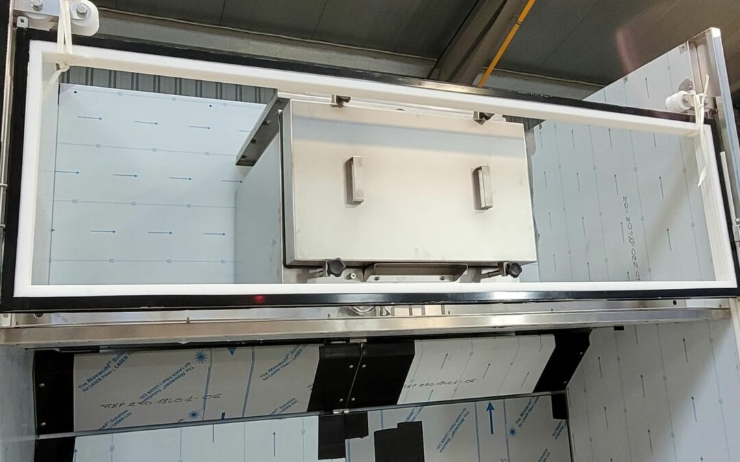 We continue the assembly of our new safety hood in our workshop at EREA PHARMA