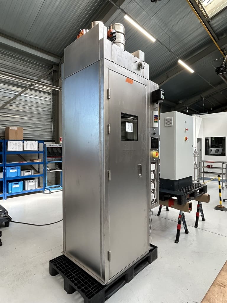 Plates, Trolleys, Airlock for Bio-Decontamination Plates, Trolleys, Airlock for Bio-Decontamination