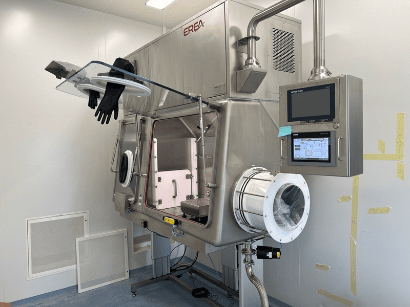 isolateur-toxique-2 CIP and WIP System in Pharmaceutical Isolators