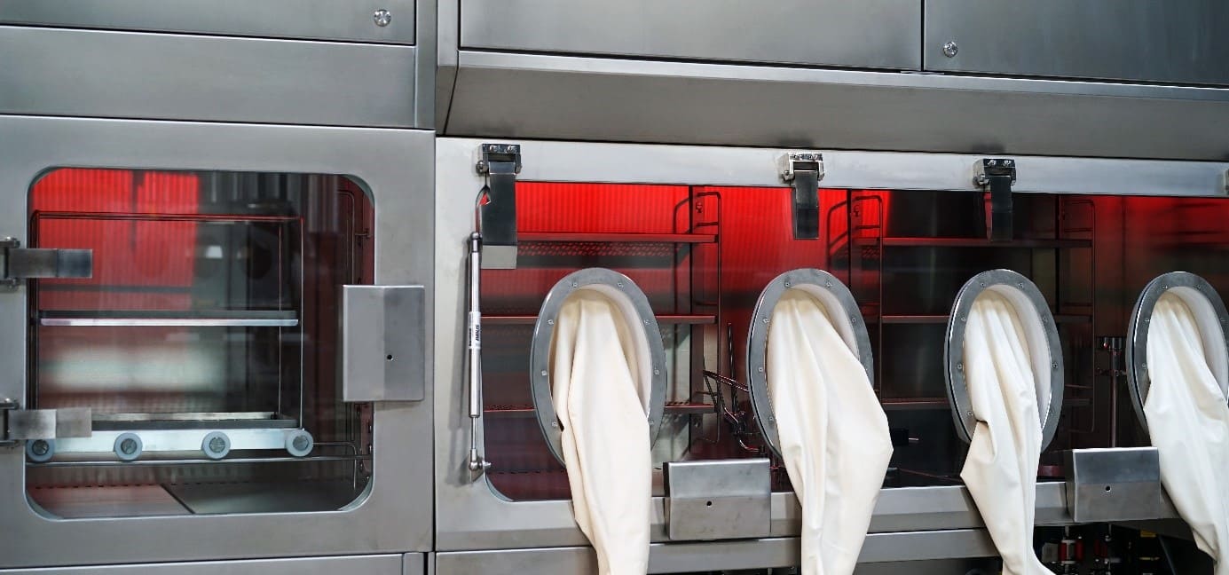 phase-1-isolateur Manufacturer of Fume Hoods / Ventilated Enclosures